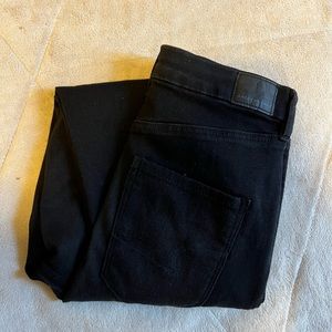 ❌SOLD❌American Eagle black high waisted skinny jeans